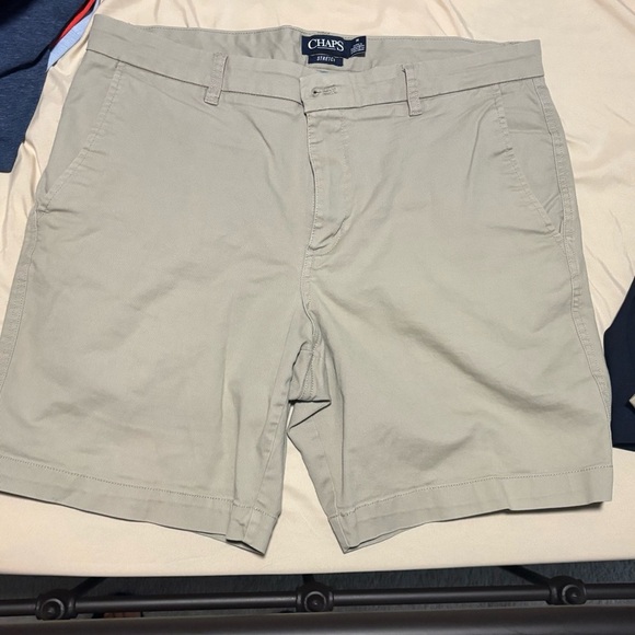 Mens Chaps Men’s Khaki Flat Front Shorts Size 36 - Picture 1 of 4